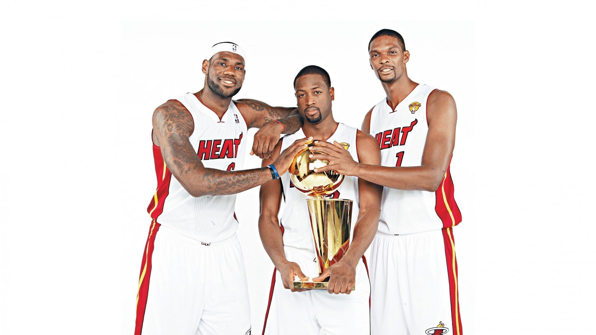 国际足球的裁判培训计划在各国逐步落地,国际知名足球裁判