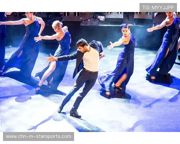 C罗出席老友婚礼表演舞蹈惊艳全场